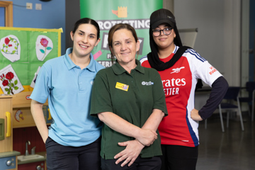 Three Moorfields play specialists